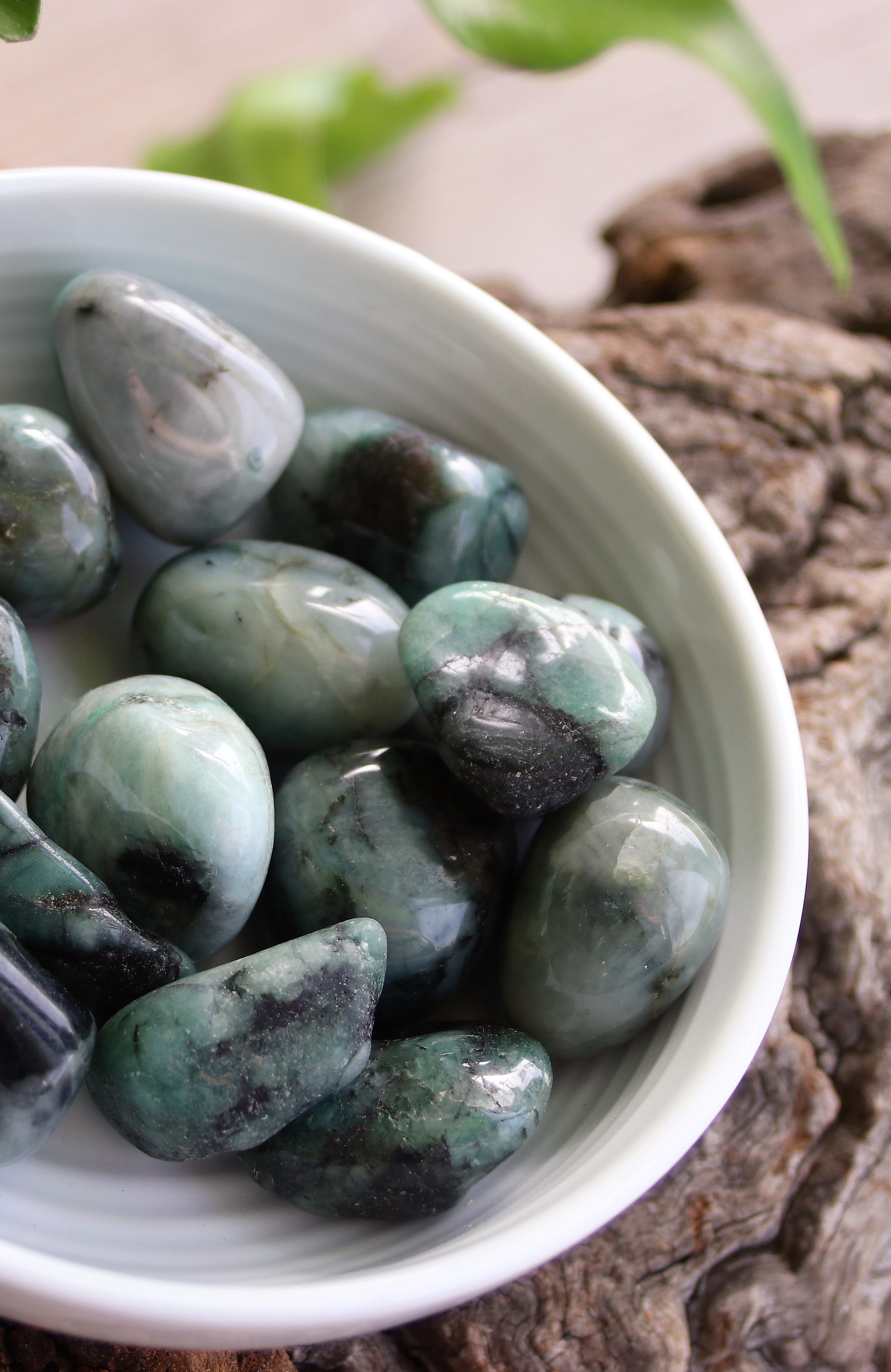 Emerald Tumbled Stone